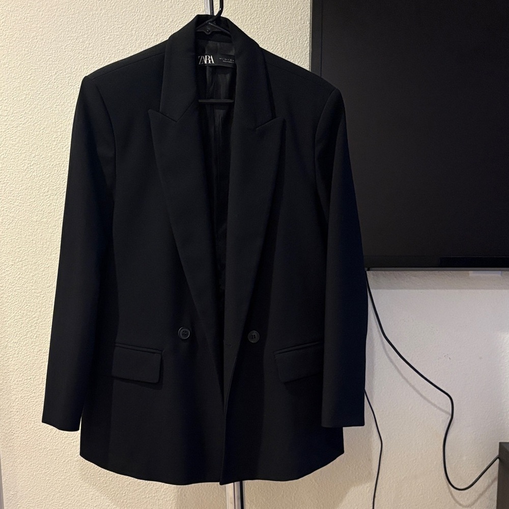 Zara Oversized Blazer.